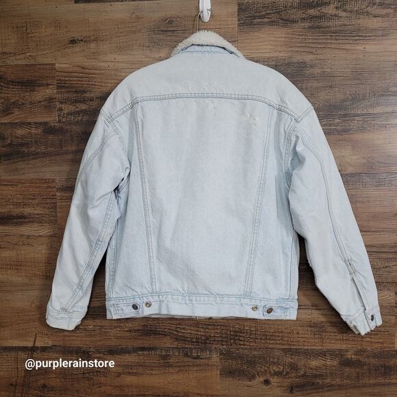Vtg Levi's Denim Sherpa Trucker Jacket M Light Wash USA 70's Hipster Streetwear - Picture 2 of 15